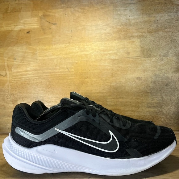 Nike Other - Nike Quest 5 CUSHIONED Mens Size 12.5 Running Shoes Sneakers Black White
